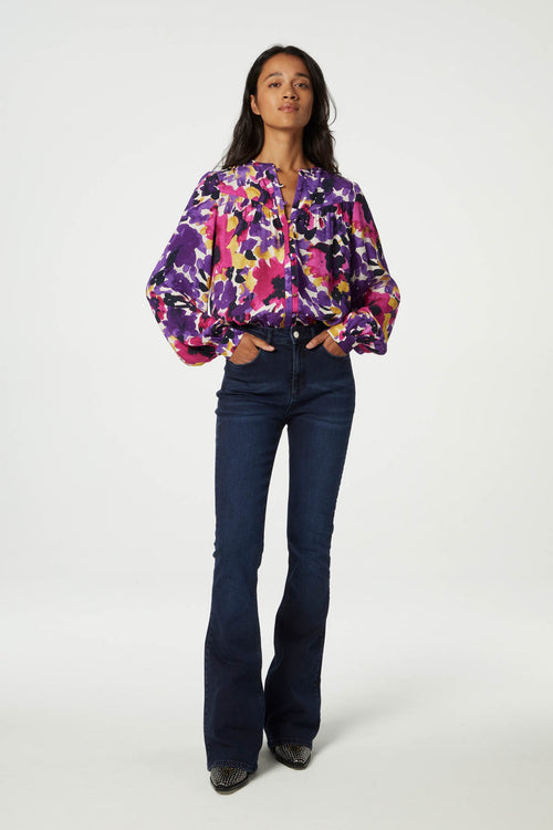 Resa Blouse | Creme Brulee/Eggplan